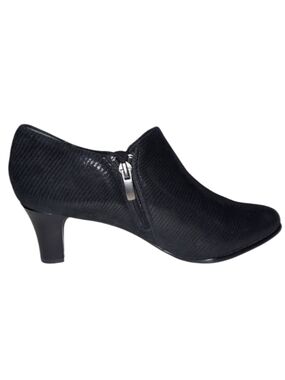 Trotters Black Reptile Embossed Leather Zip Bootie SZ 7.5